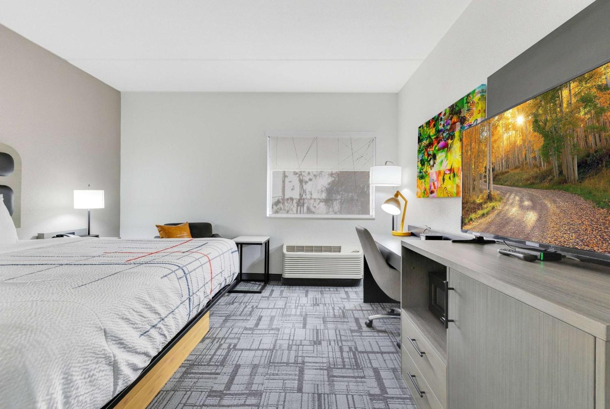 Hotel La Quinta & By Wyndham Mandarin Jacksonville